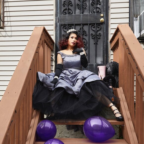 Grey satin ball gown, truly epic! Drunk purchase, my regret, your win! - Picture 11 of 11